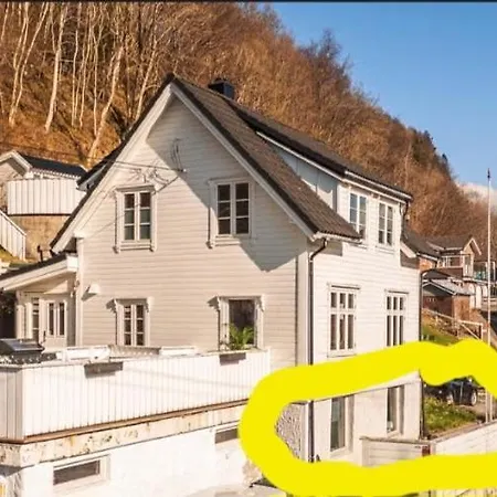 Salhusvegen Apartament